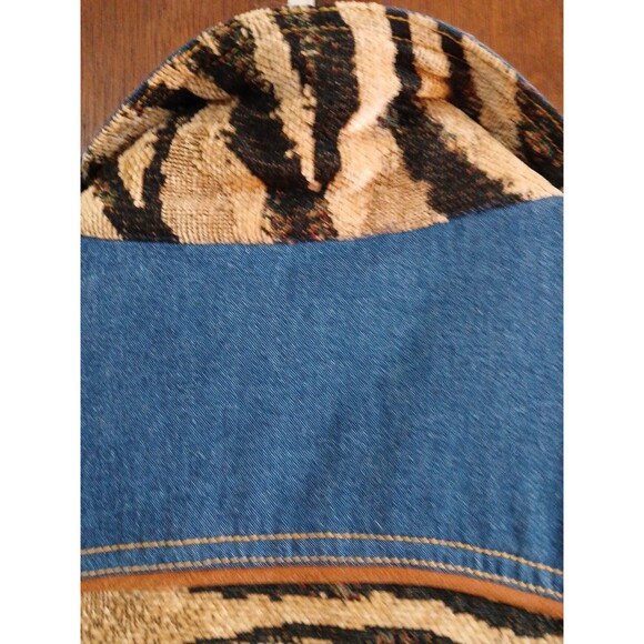 ELCC DENIM TAPESTRY ANIMAL PRINT BLUE JEAN JACKET Size Medium Stretch Unique - Picture 15 of 16
